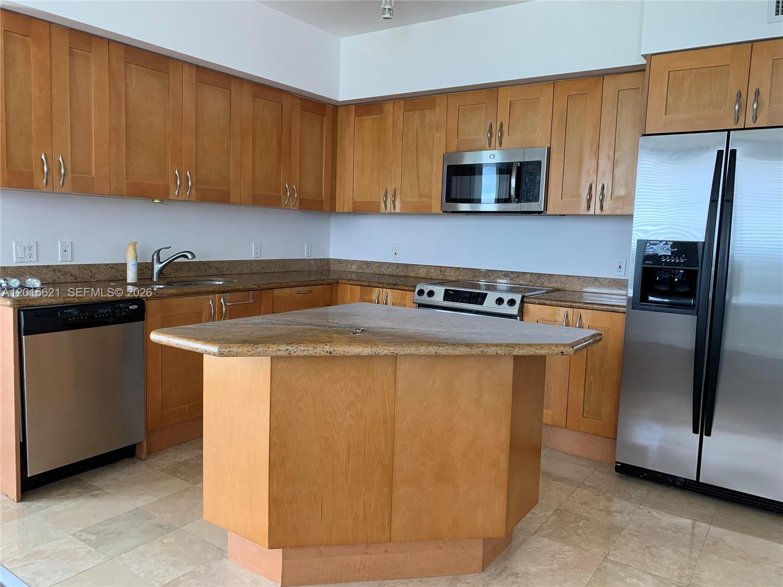 1745 E Hallandale Beach Boulevard 802w Property Photo 4