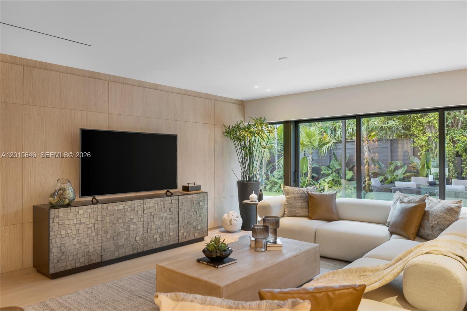 72 W Shore Drive W Property Photo 60