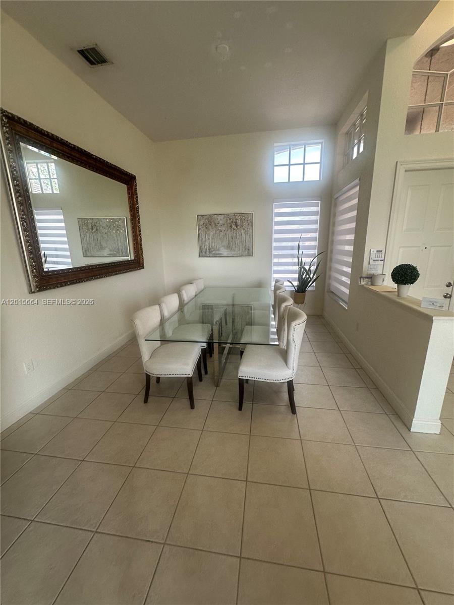 18571 Sw 44th Street Property Photo 7