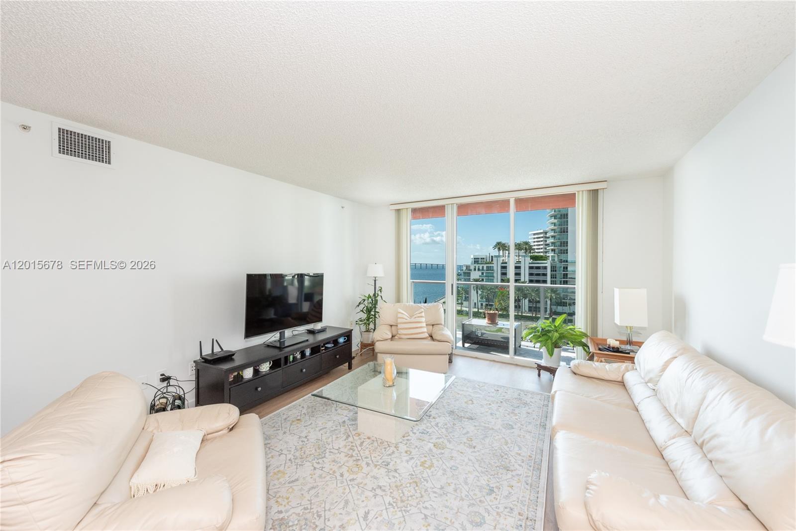1155 Brickell Bay Drive 609 Property Photo 2