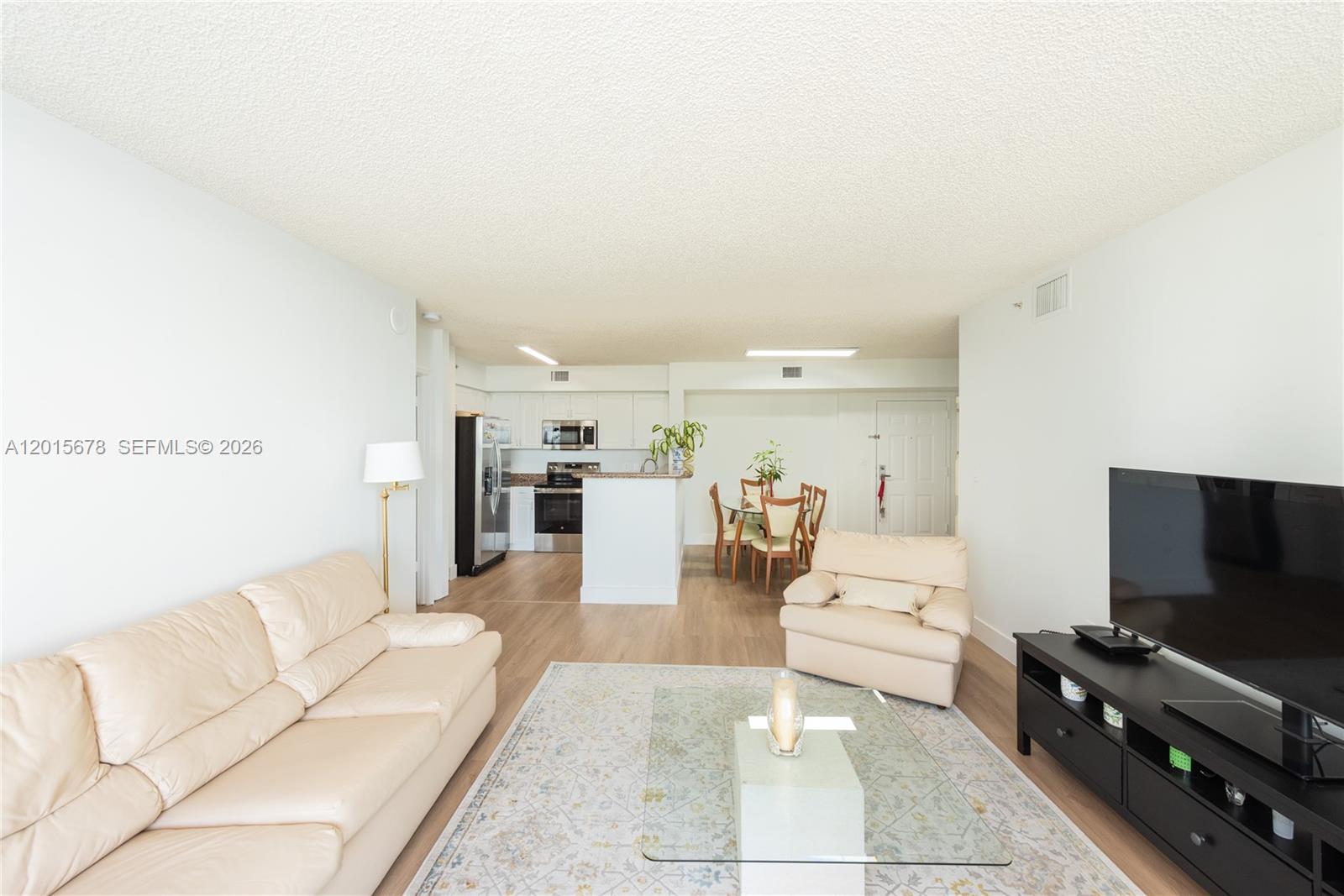 1155 Brickell Bay Drive 609 Property Photo 8