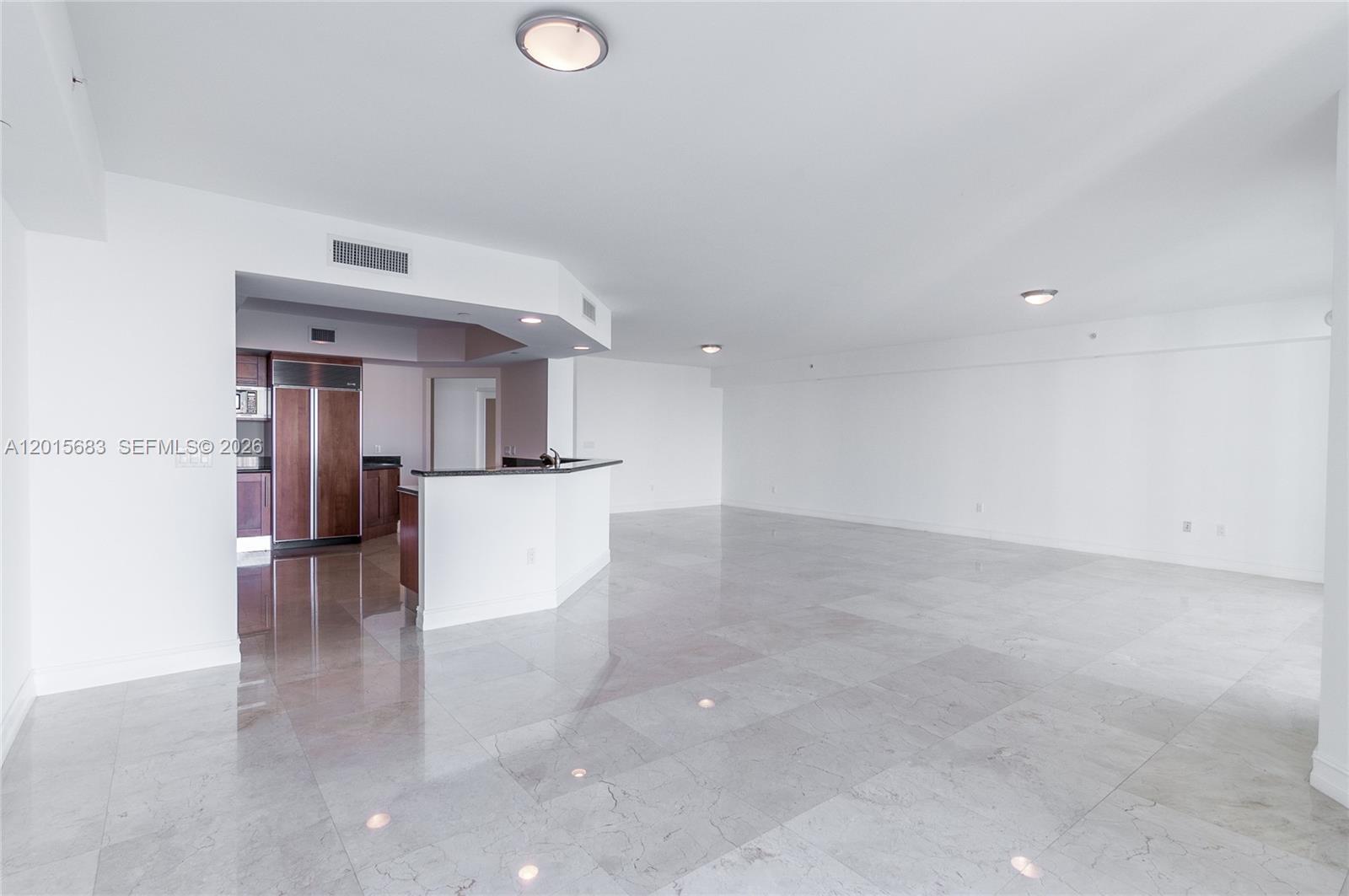 A12015683 Property Photo 3