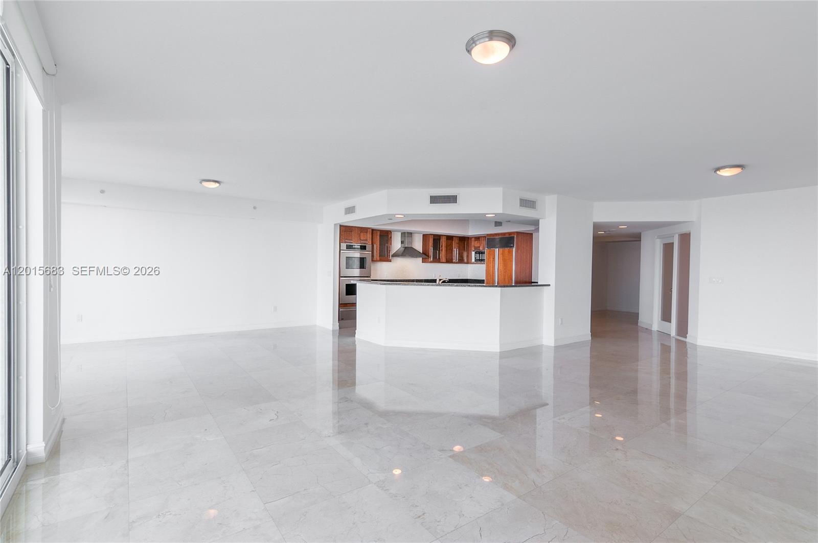 A12015683 Property Photo 4