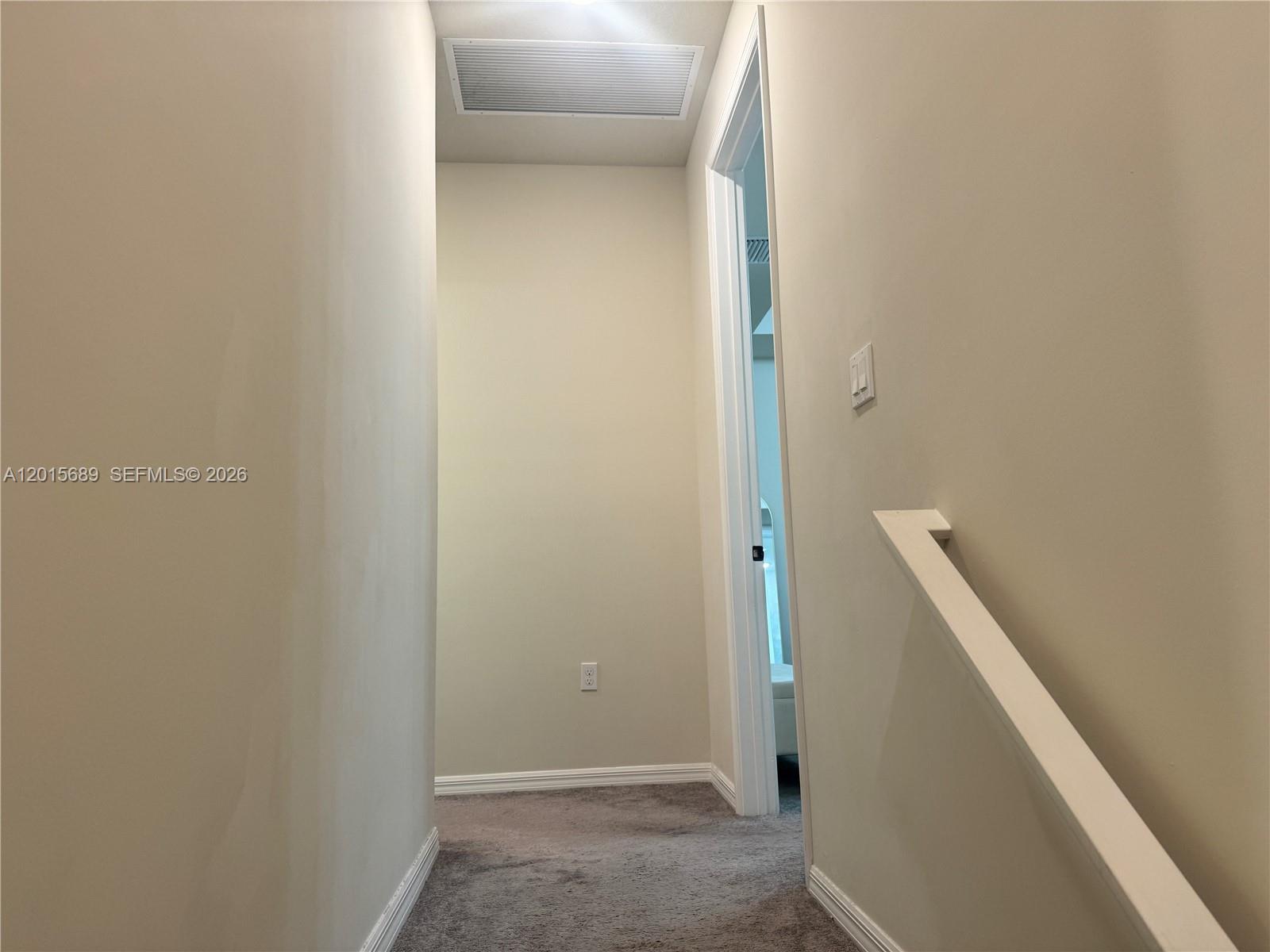 2162 Appleton Circle N Property Photo 21