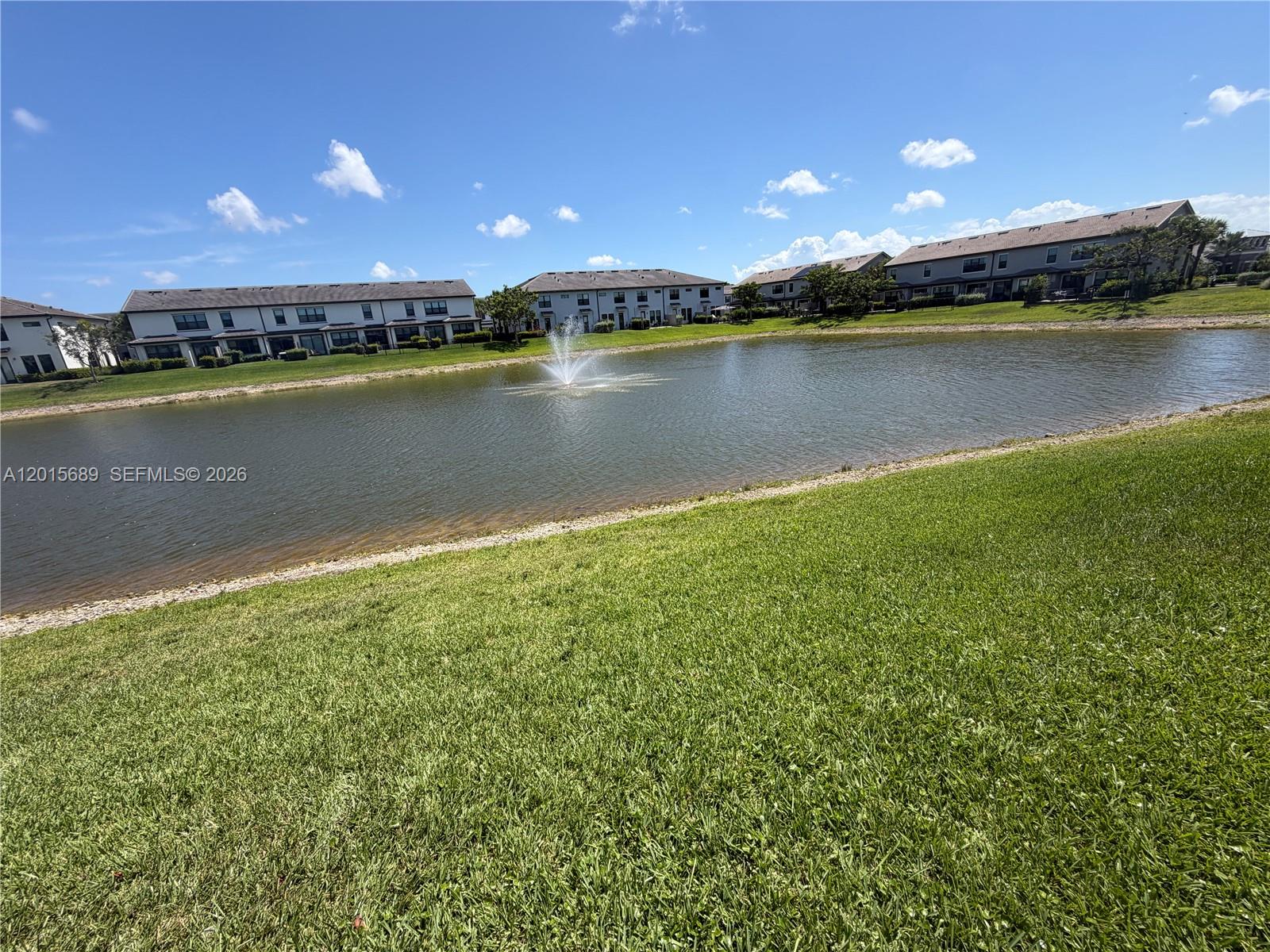 2162 Appleton Circle N Property Photo 45
