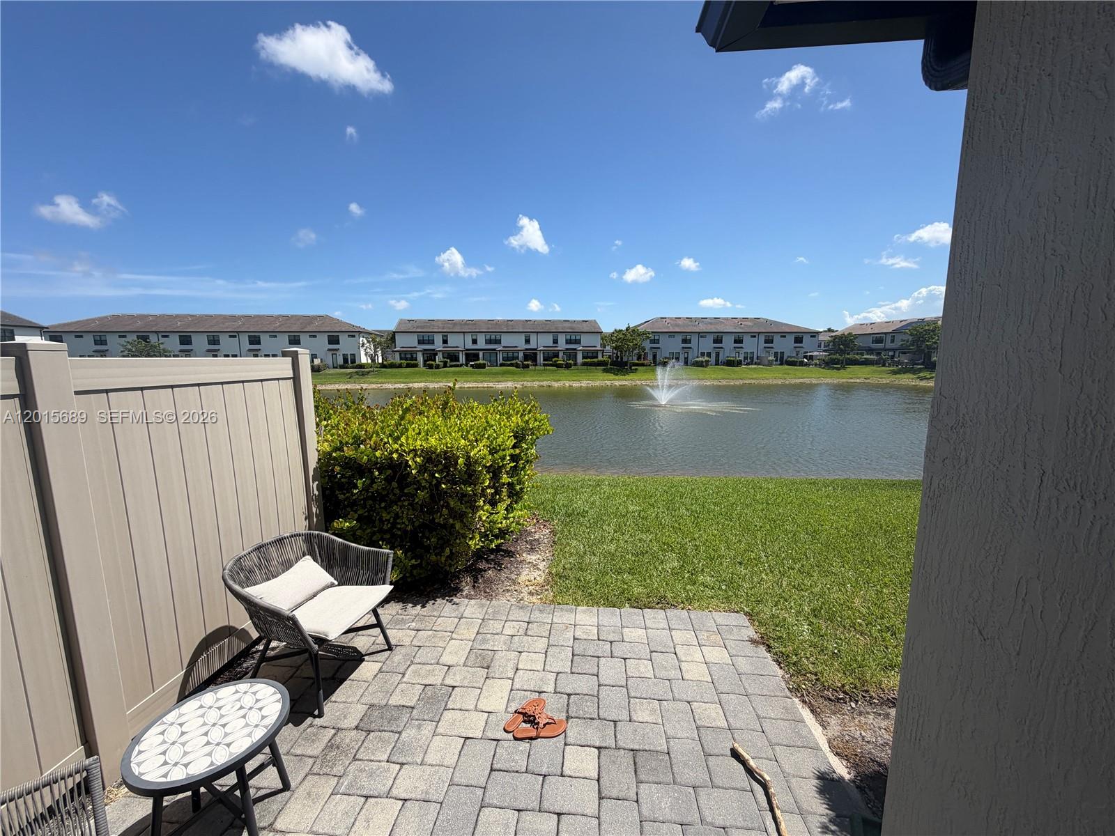 2162 Appleton Circle N Property Photo 45