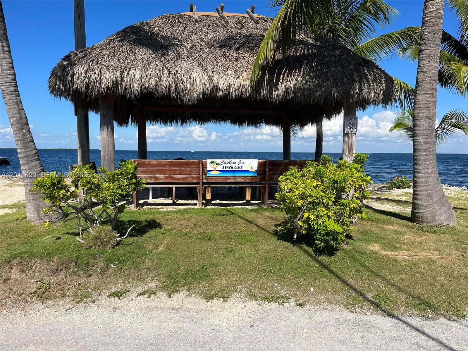 103650 Overseas Highway Property Photo 1