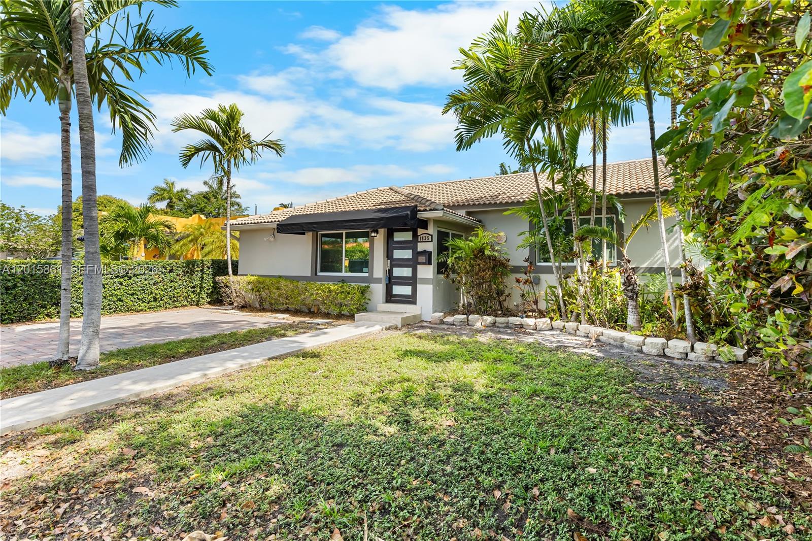 1835 Sw 18th Street Property Photo 3