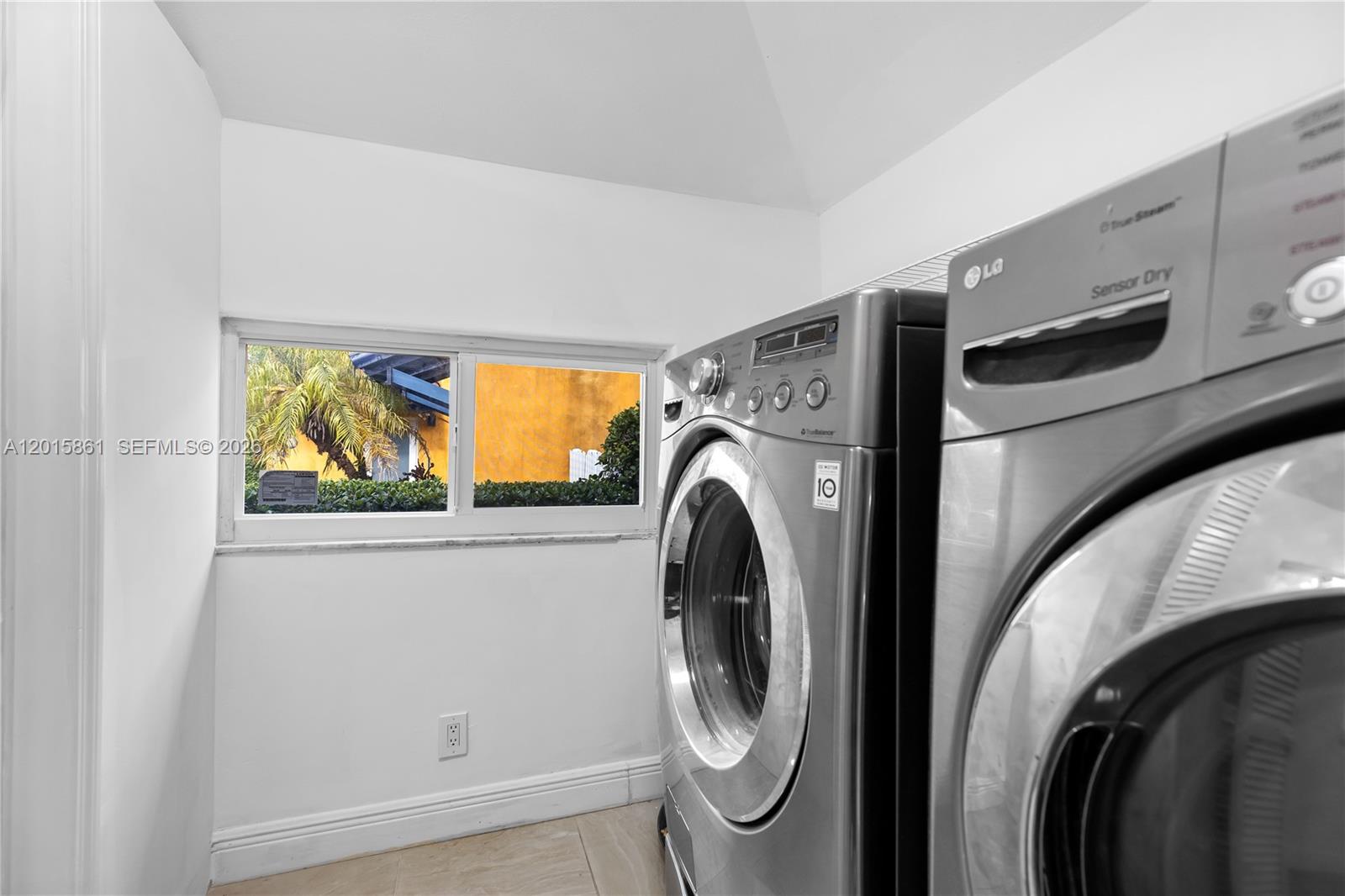1835 Sw 18th Street Property Photo 25
