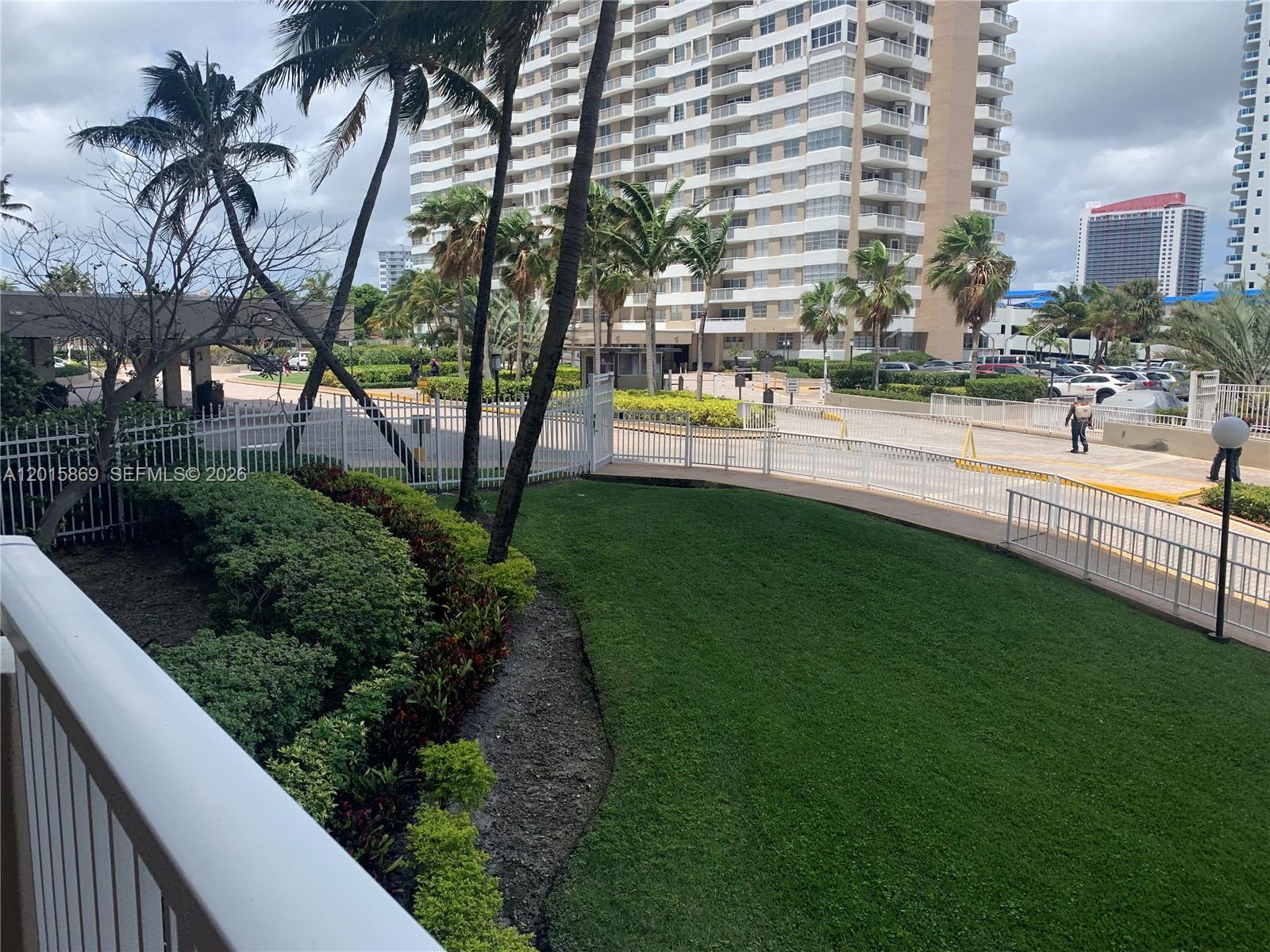 1985 S Ocean Drive Mzm Property Photo 16