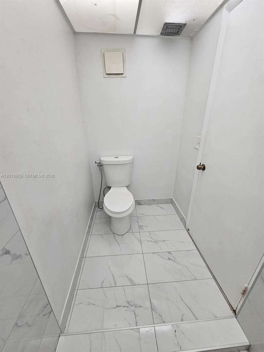 10825 Sw 112th Avenue 103 Property Photo 13