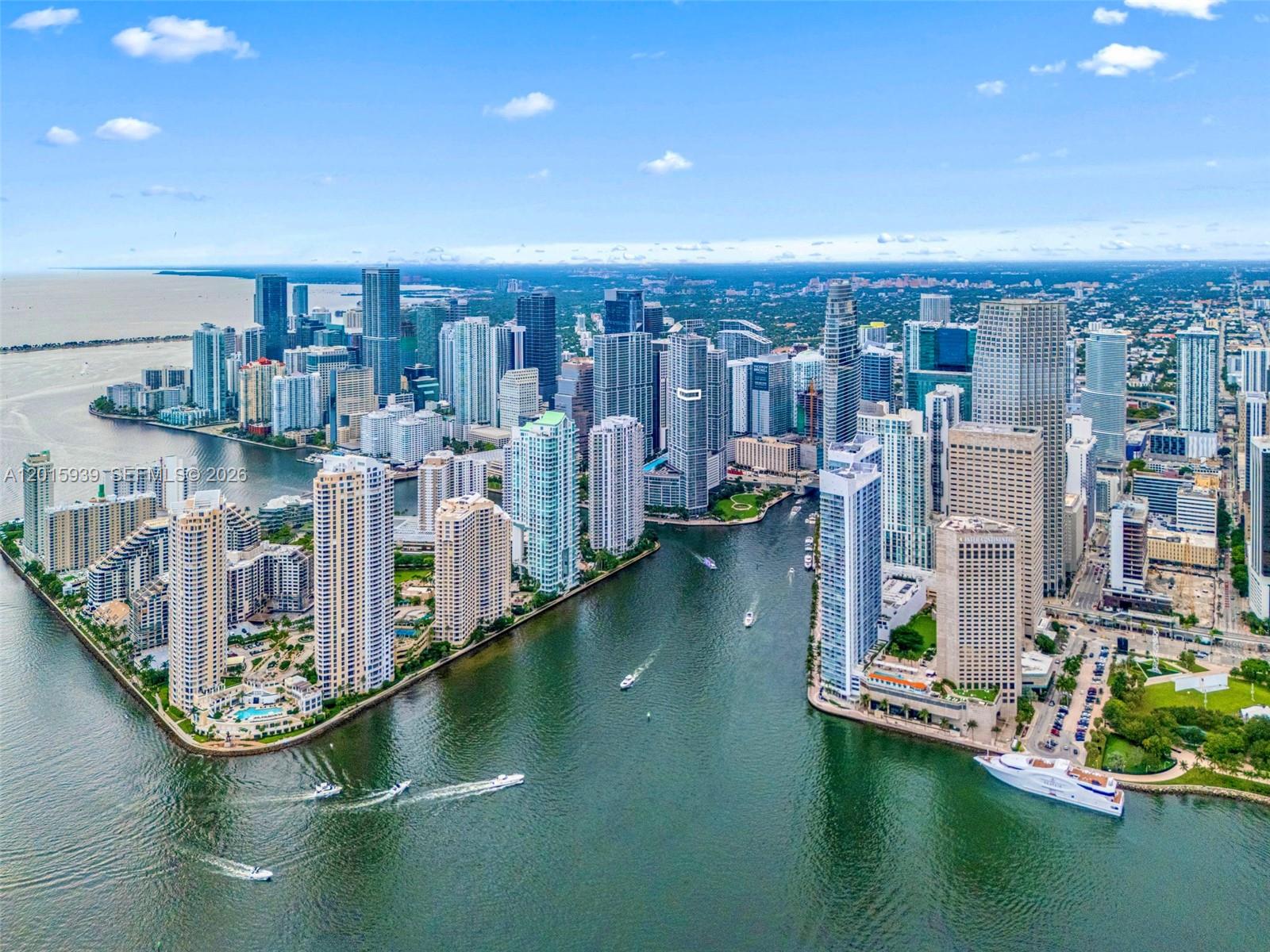 465 Brickell Avenue 4101 Property Photo 6