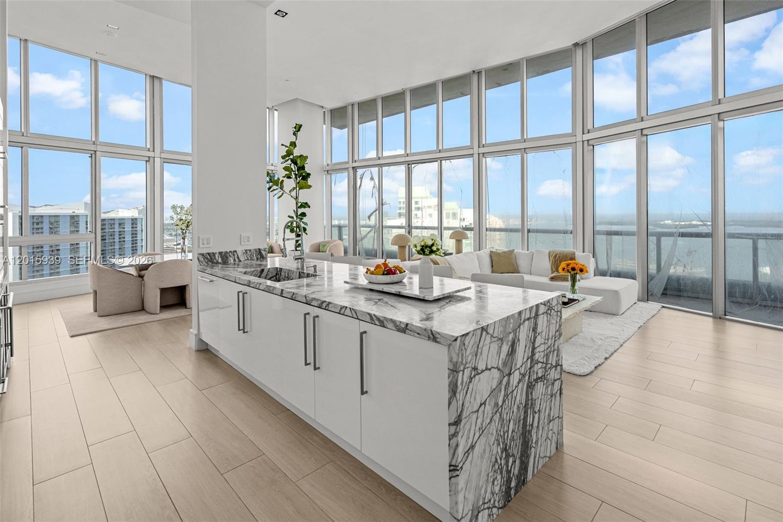 465 Brickell Avenue 4101 Property Photo 11