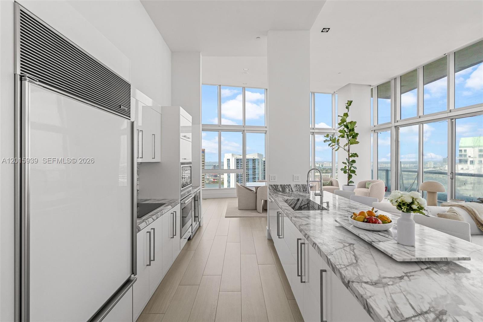 465 Brickell Avenue 4101 Property Photo 12