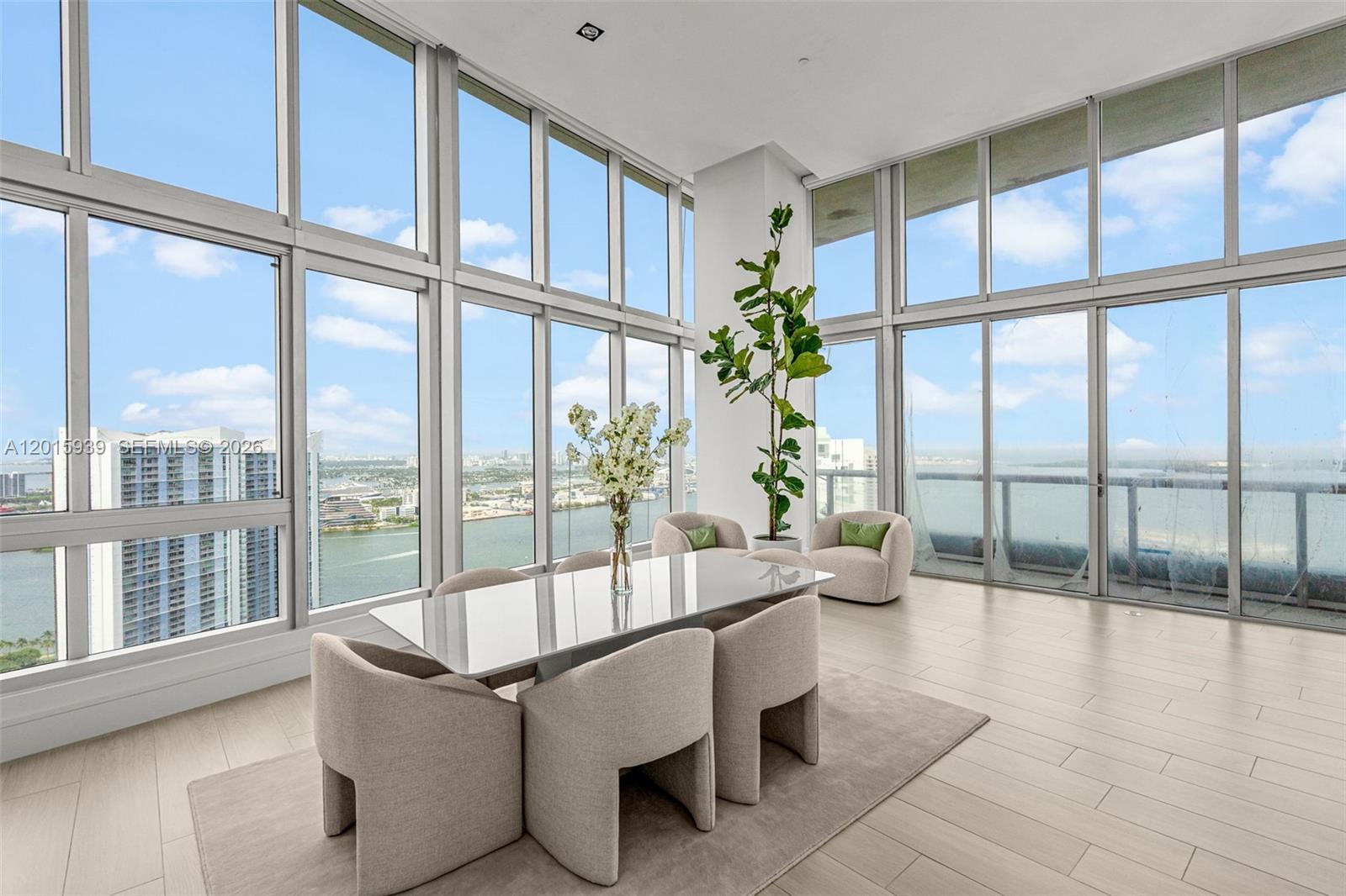 465 Brickell Avenue 4101 Property Photo 31
