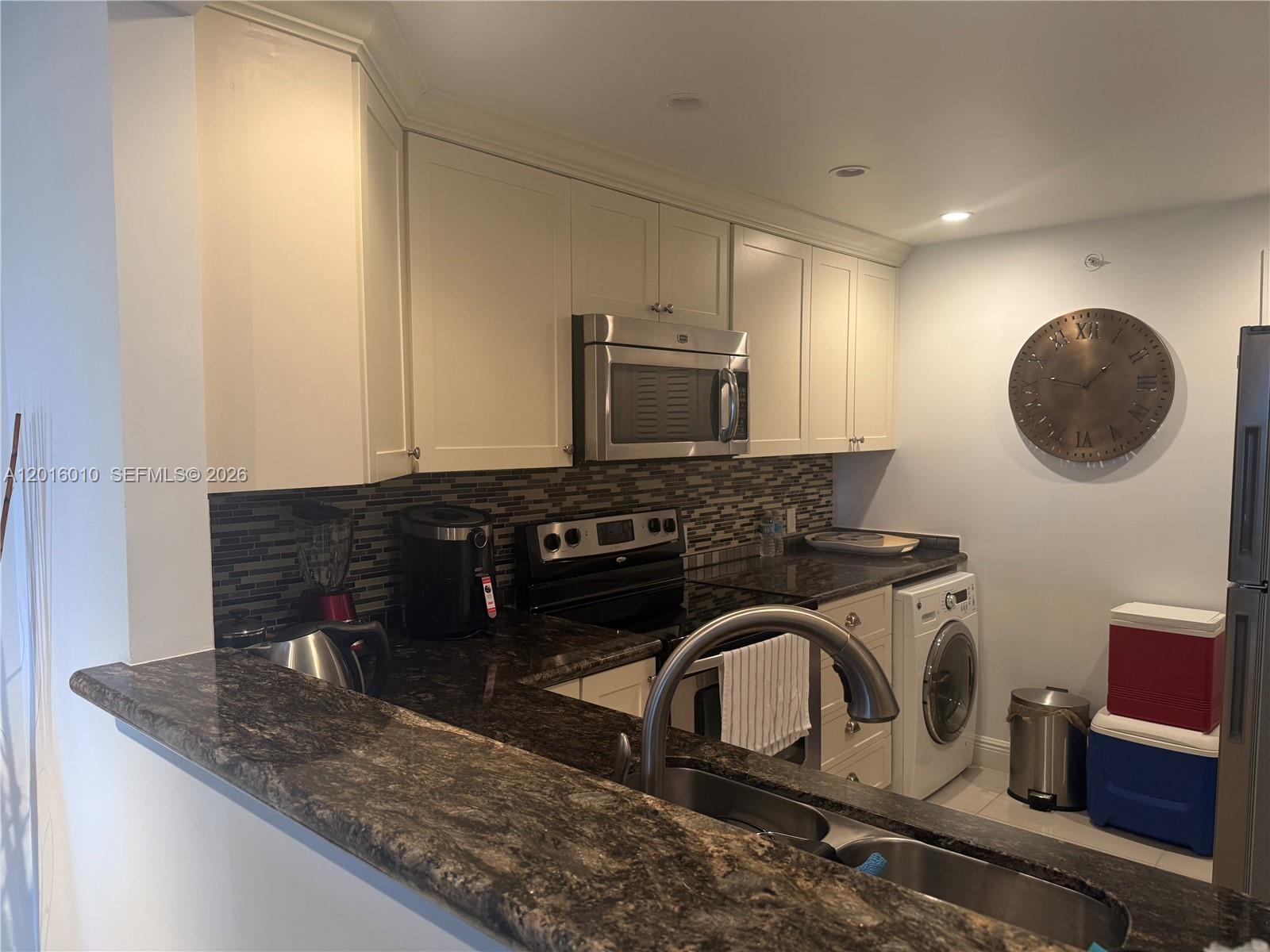 1500 S Ocean Boulevard 508 Property Photo 9