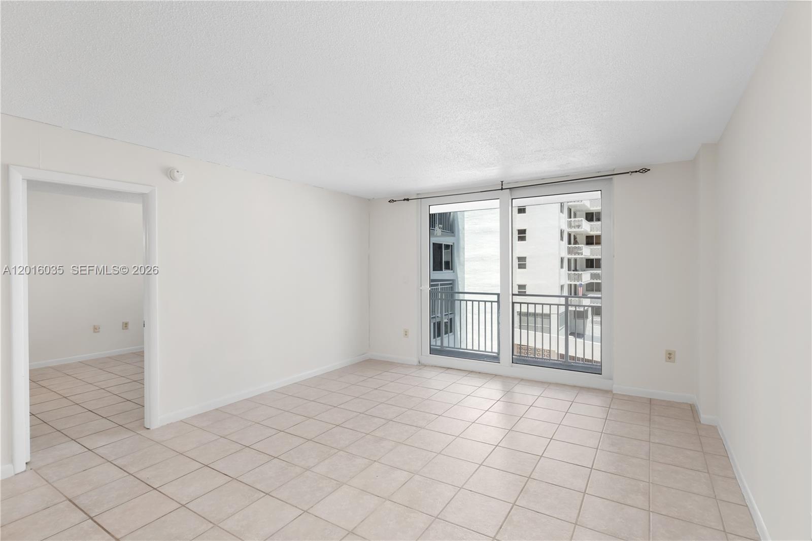 345 Ocean Drive 424 Property Photo 5