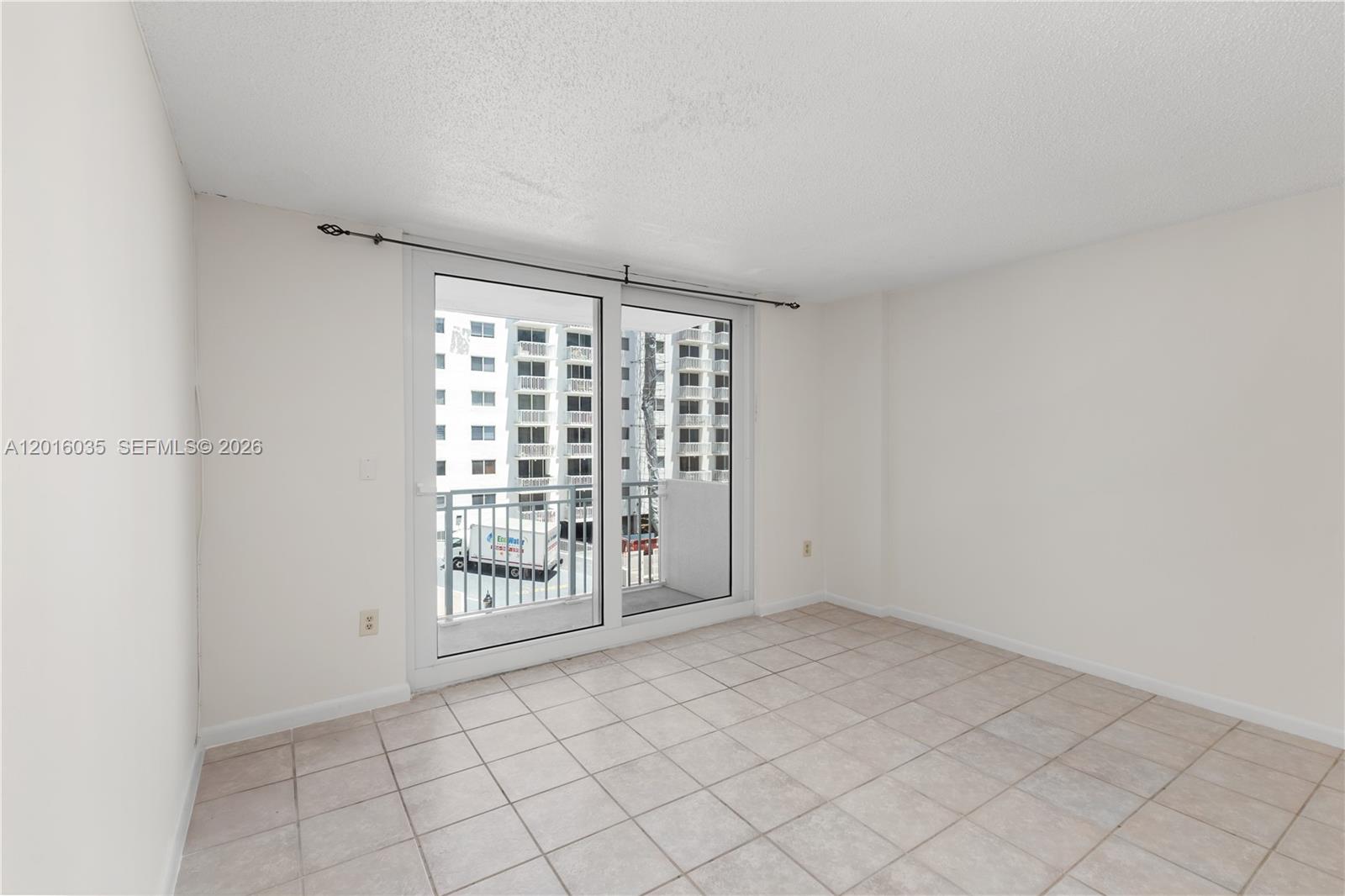 345 Ocean Drive 424 Property Photo 6