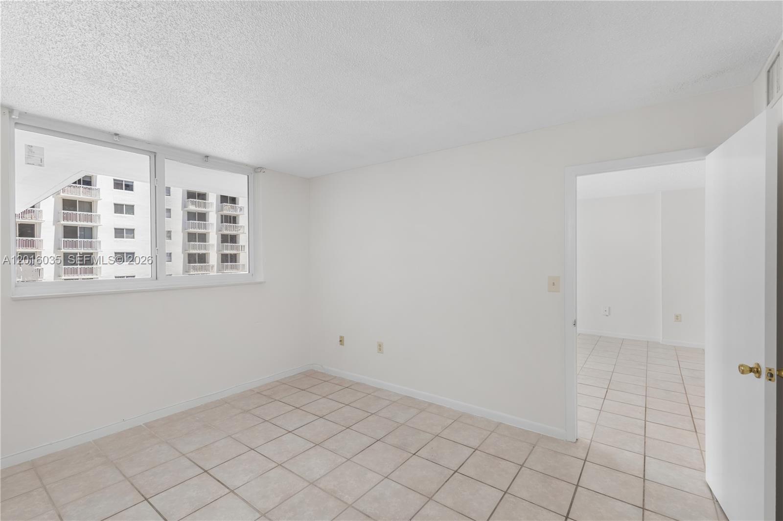 345 Ocean Drive 424 Property Photo 9