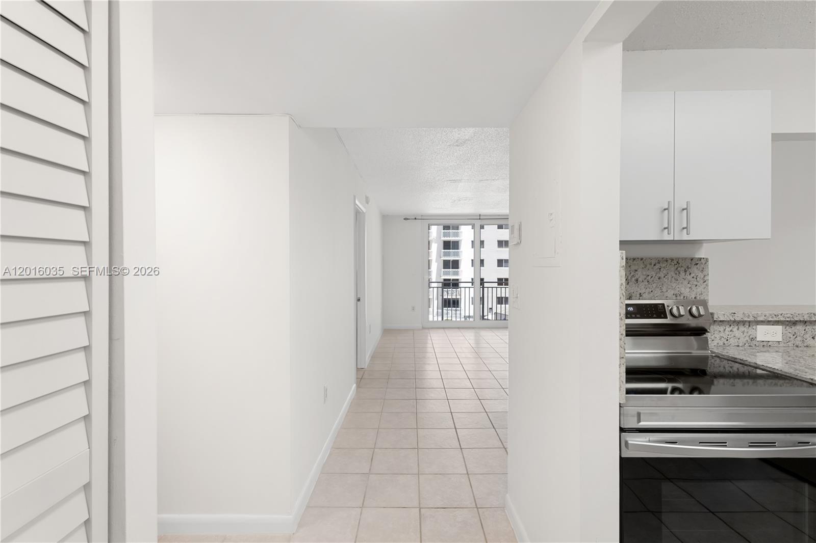 345 Ocean Drive 424 Property Photo 14