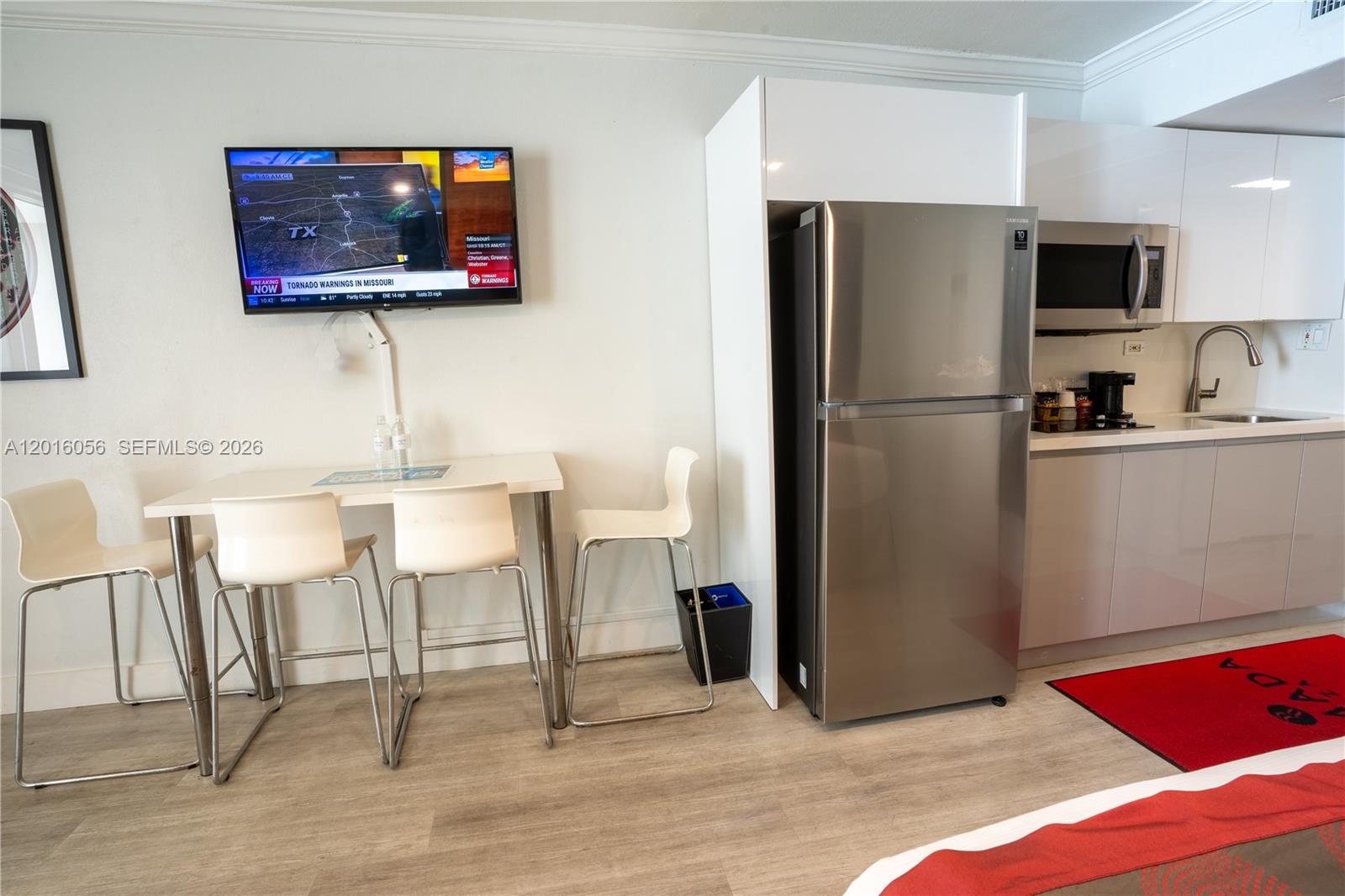 19201 Collins Avenue 425 Property Photo 6