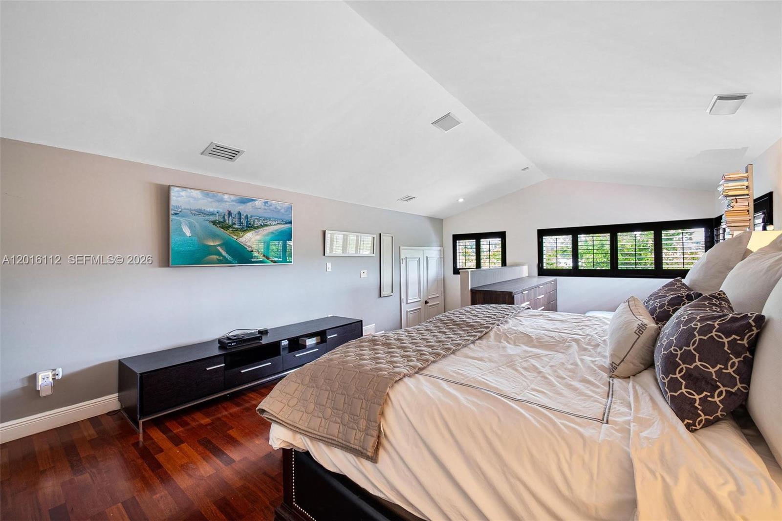 A12016112 Property Photo 14