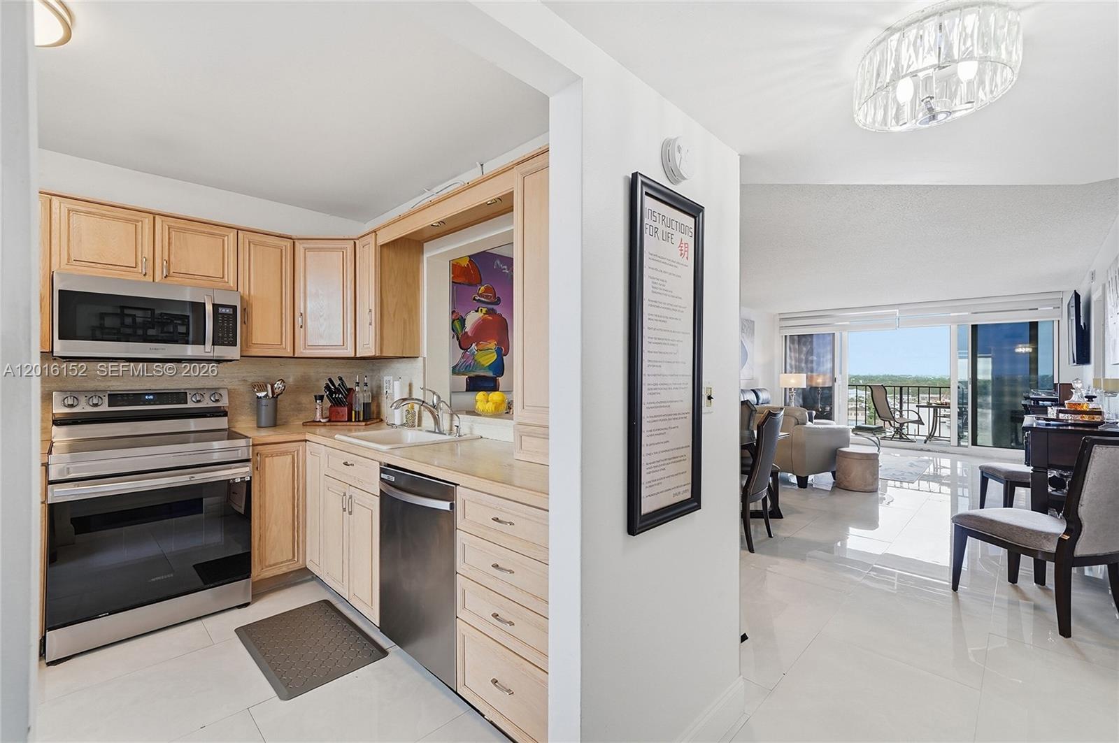 A12016152 Property Photo 3