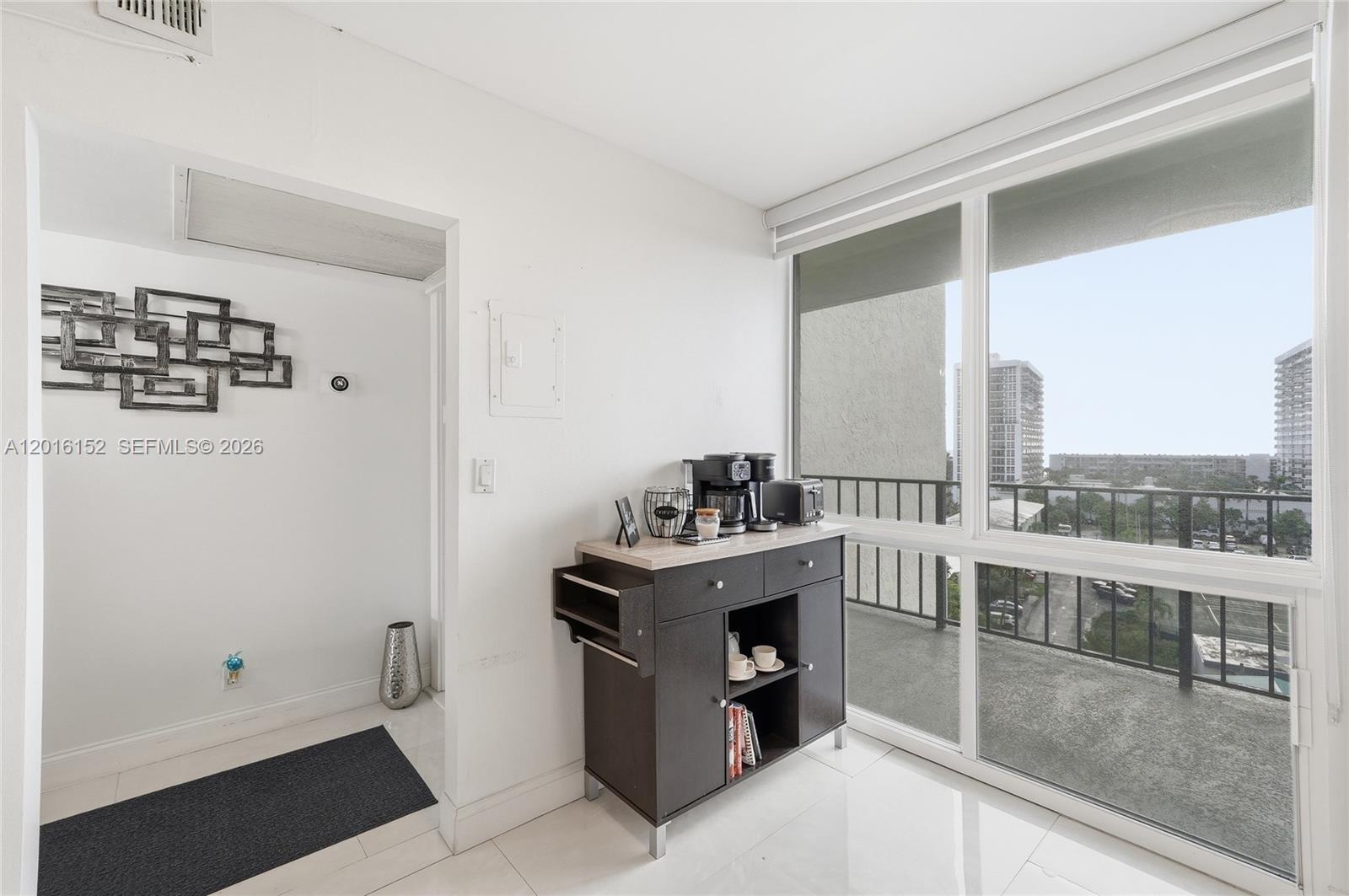 A12016152 Property Photo 6