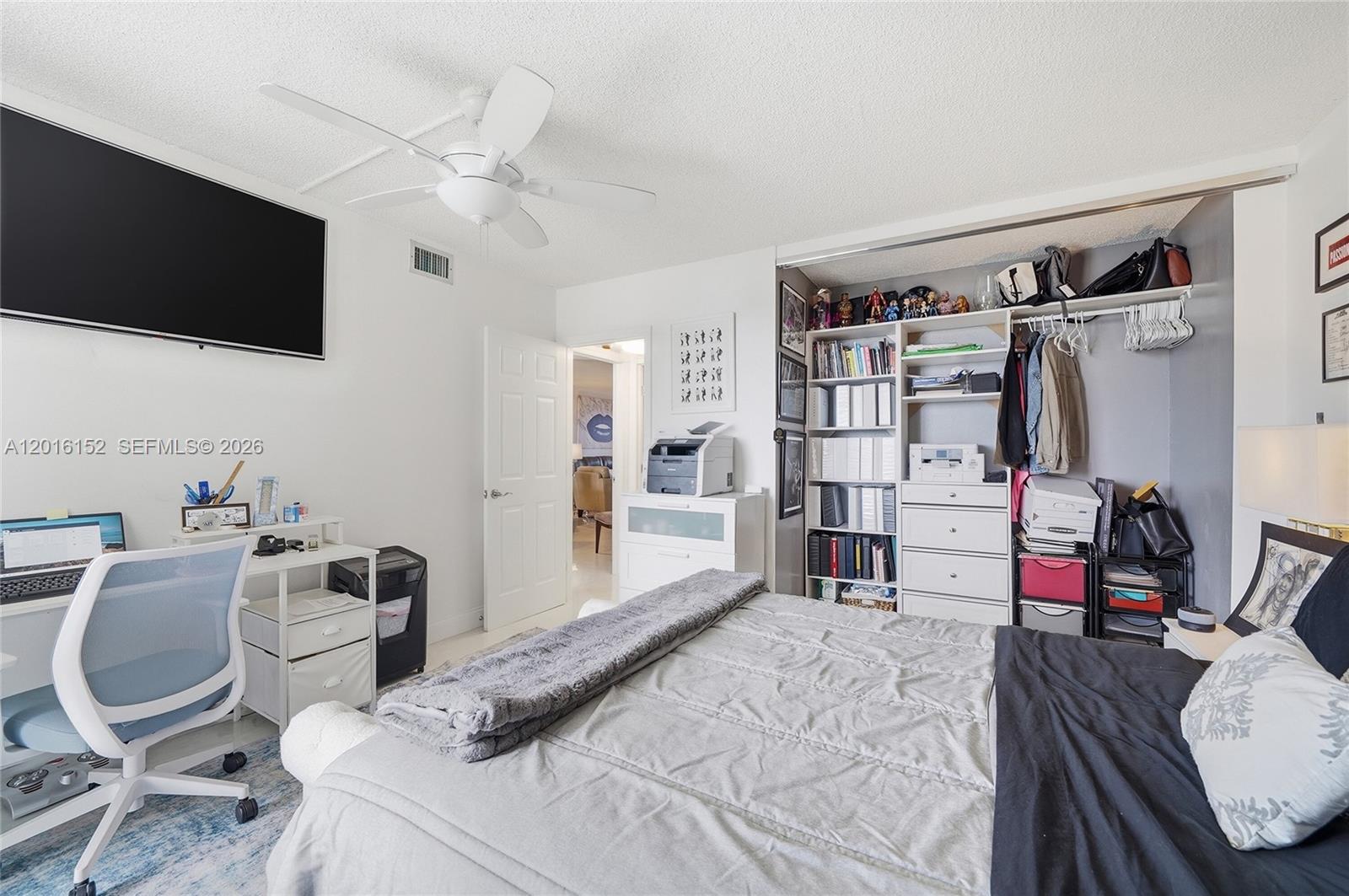 A12016152 Property Photo 24