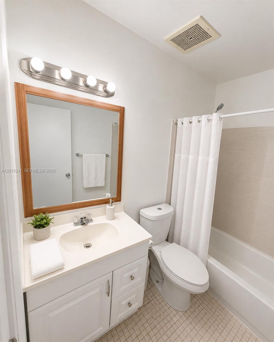 18051 NW 68th Avenue K201 Property Photo 1