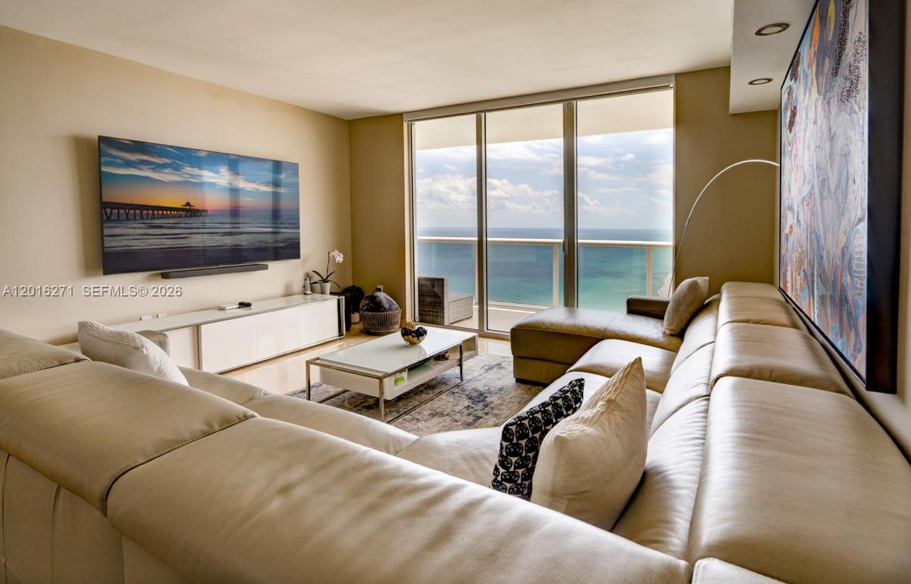1830 S Ocean Drive 4903 Property Photo 21