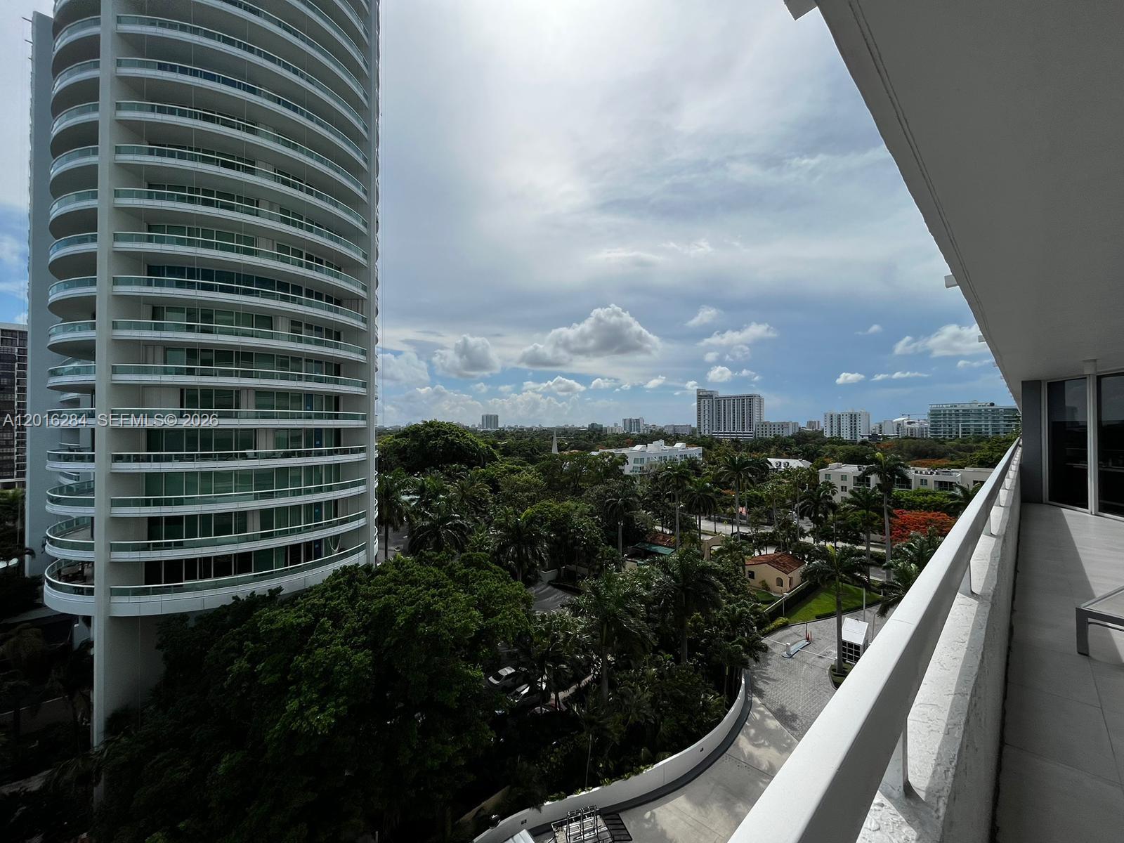 1627 Brickell Avenue 1204 Property Photo 5