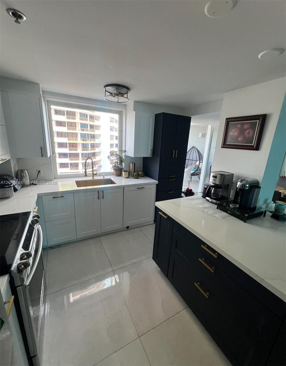 1627 Brickell Avenue 1204 Property Photo 13