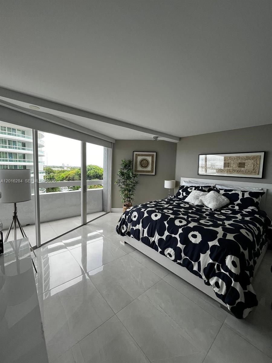 1627 Brickell Avenue 1204 Property Photo 30
