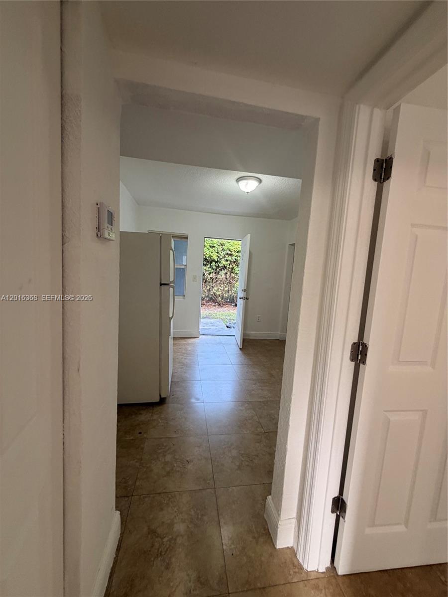 219 Nw 10th Street 2 Property Photo 3