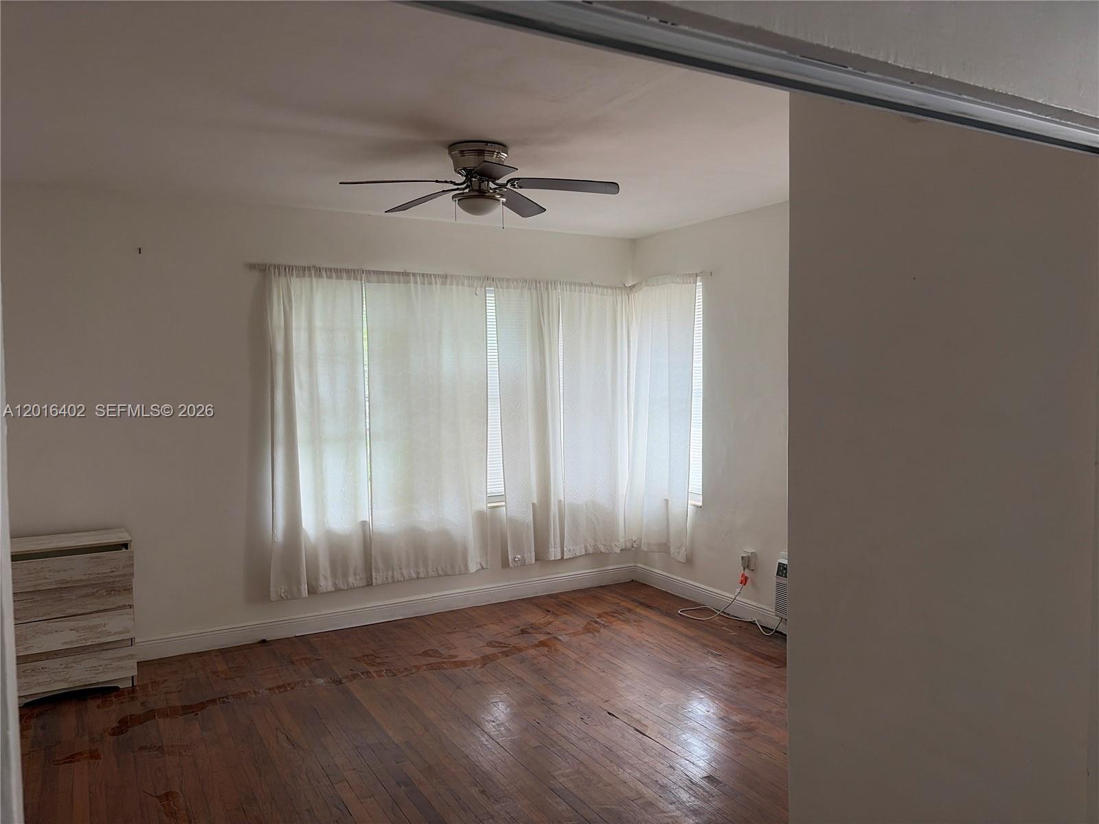 900 Jefferson Avenue 2 Property Photo 6