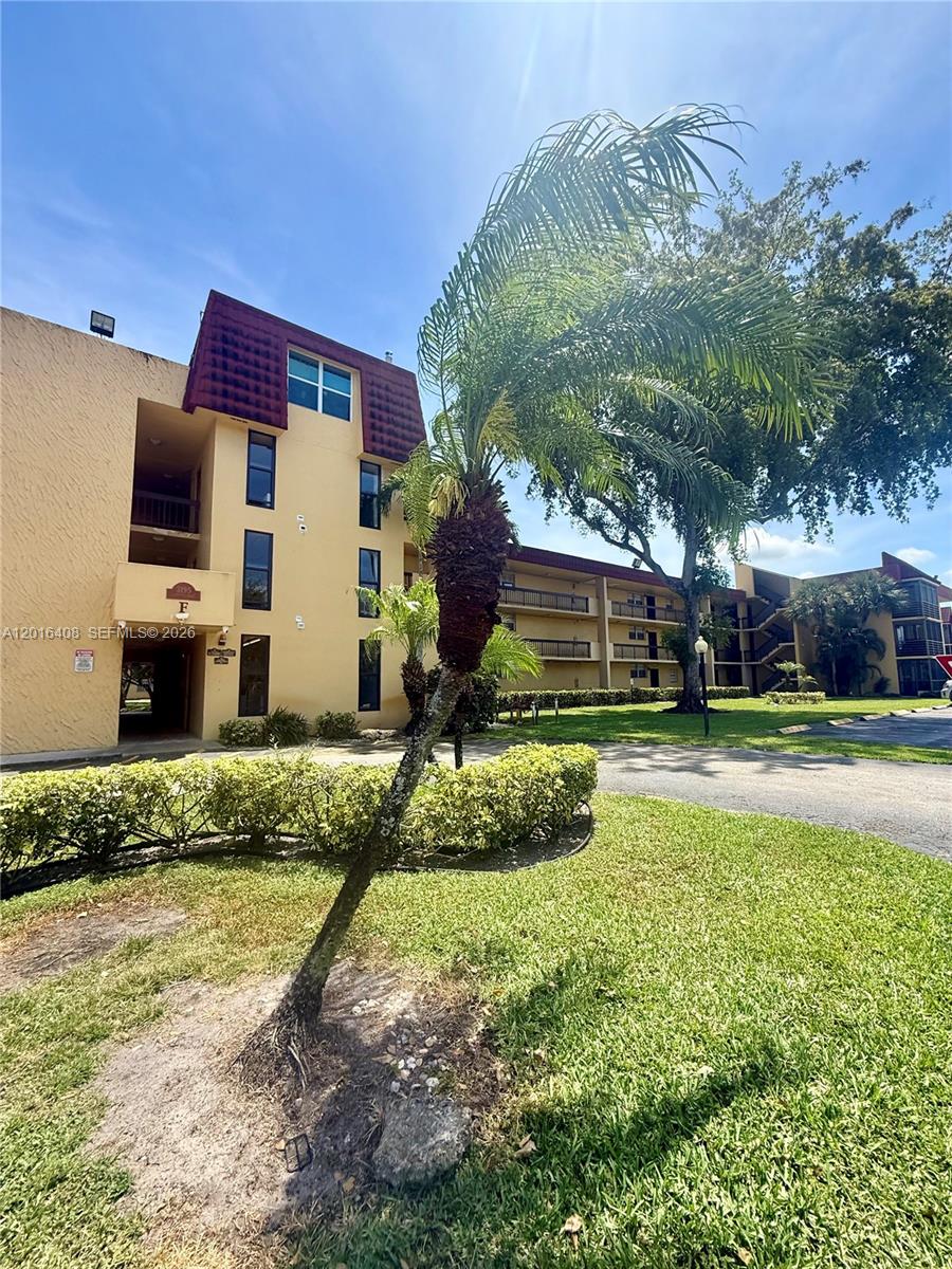 A12016408 Property Photo 2
