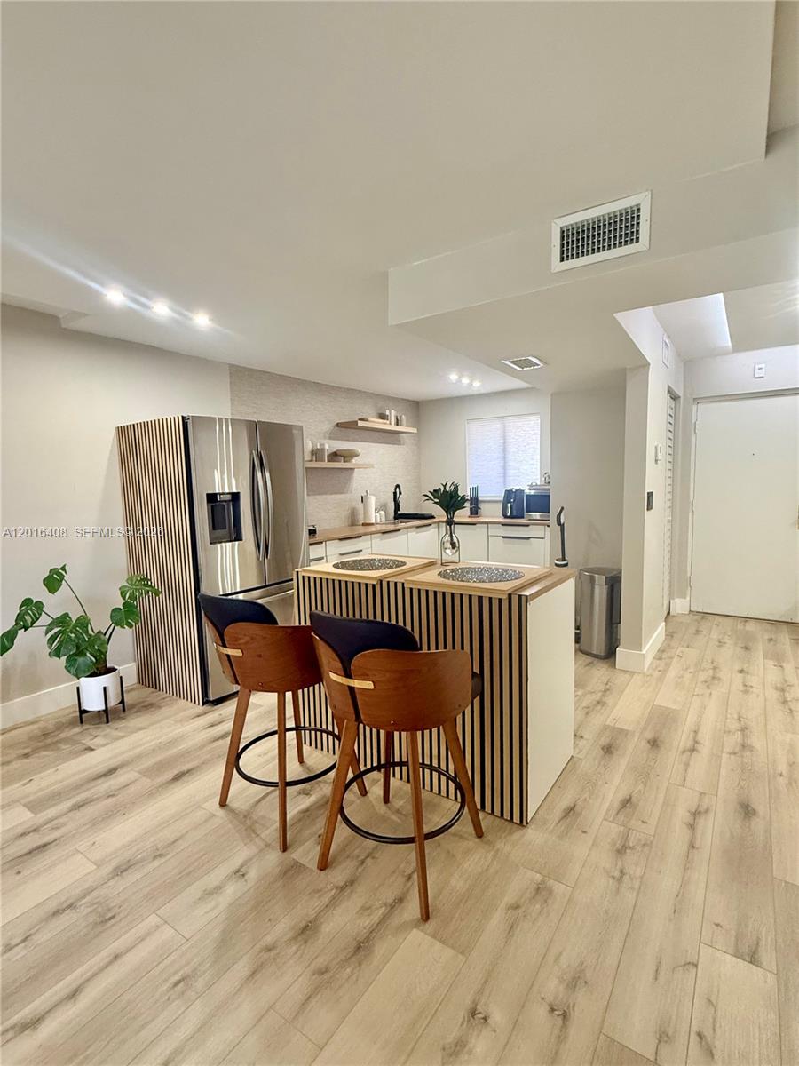 A12016408 Property Photo 7