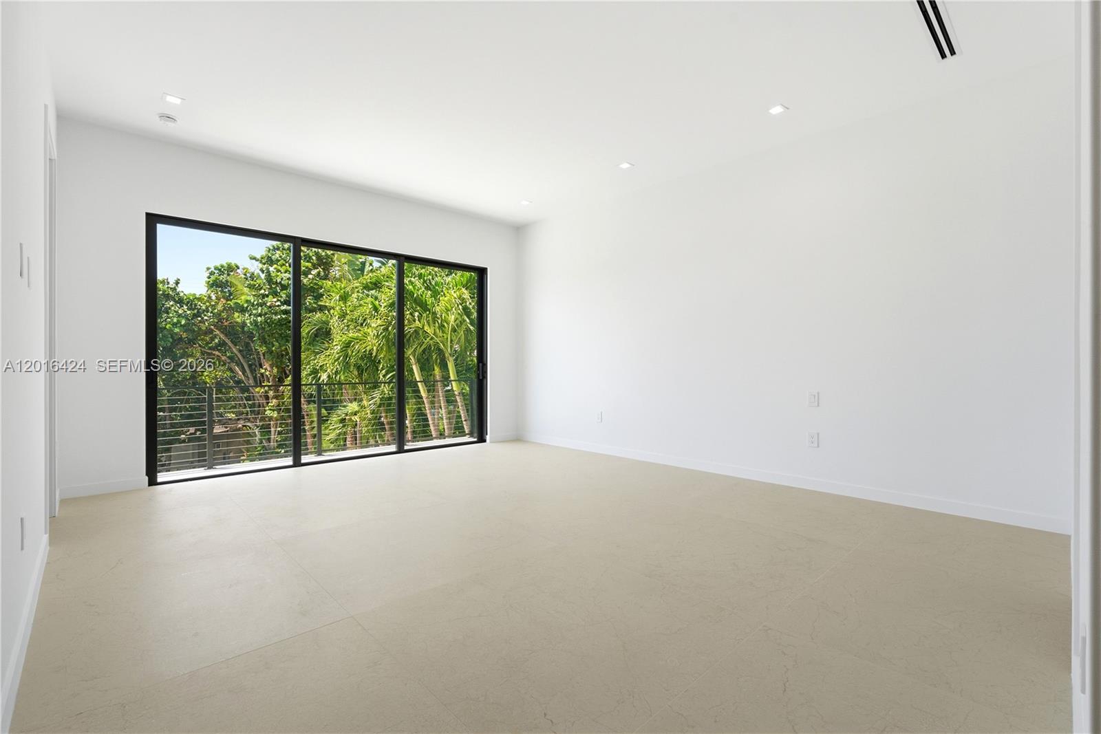 1940 Alamanda Drive Property Photo 60