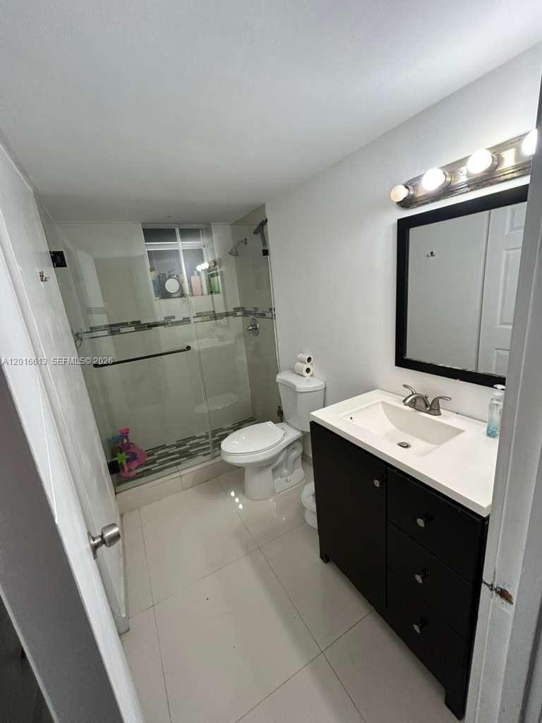 2903 N Miami Beach Boulevard 906 Property Photo 15