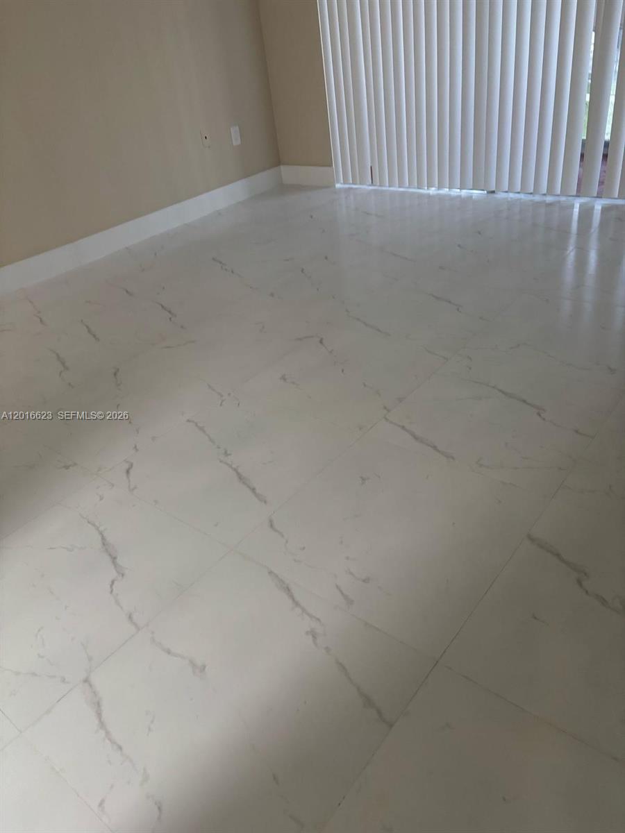 A12016623 Property Photo 10