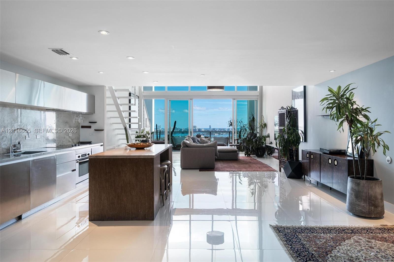 1040 Biscayne Boulevard 2203 Property Photo 7