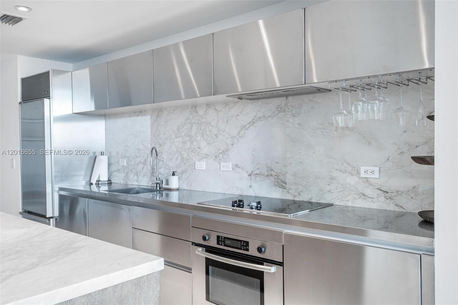 1040 Biscayne Boulevard 2203 Property Photo 10