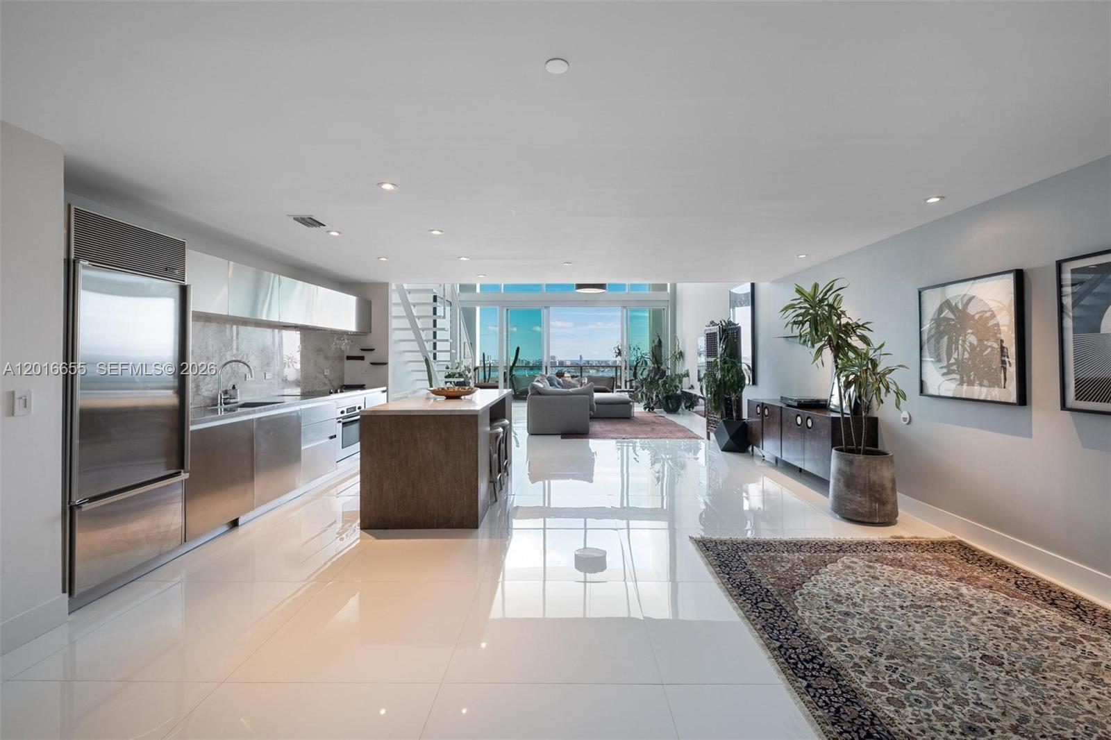 1040 Biscayne Boulevard 2203 Property Photo 13