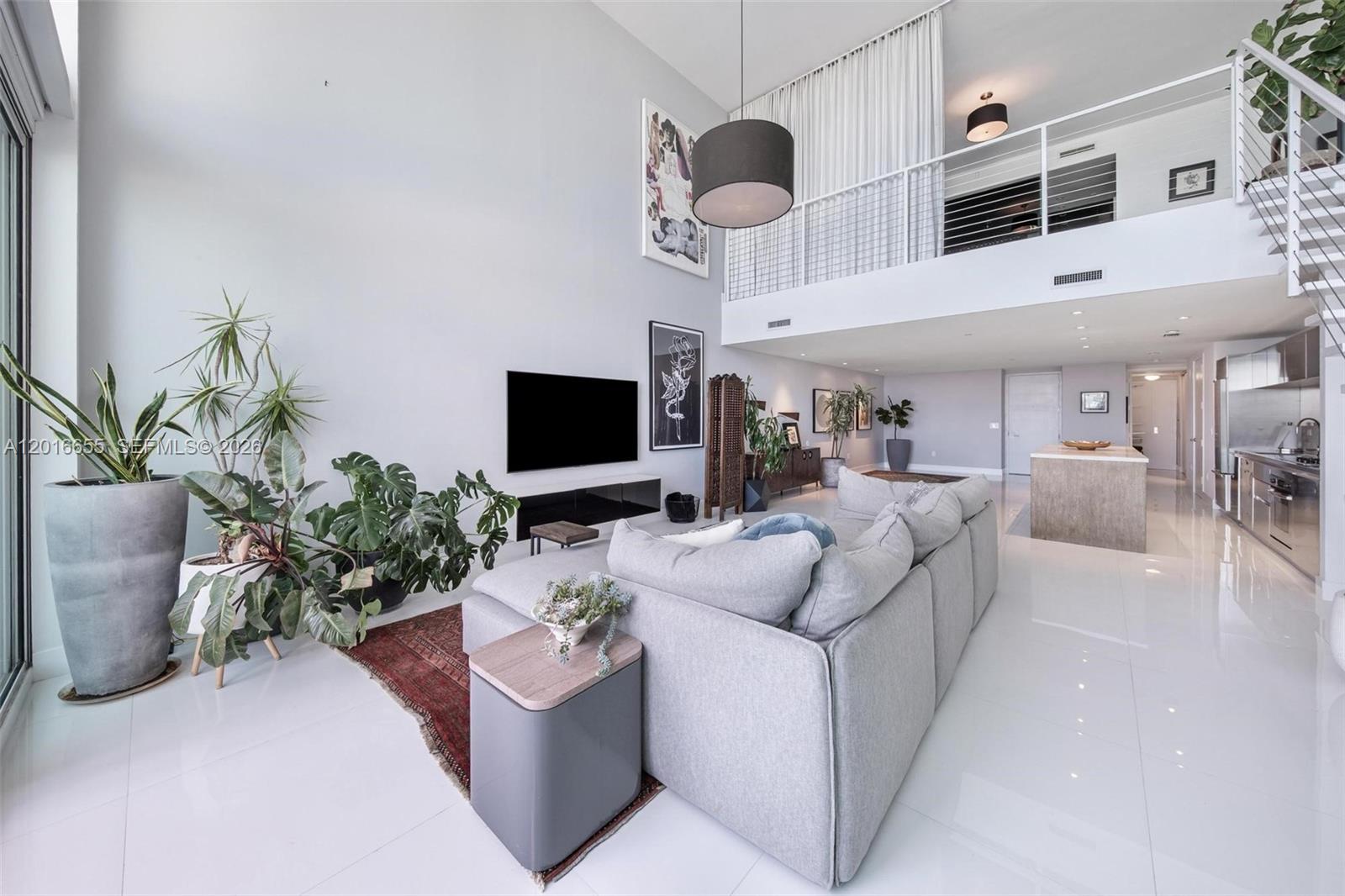 1040 Biscayne Boulevard 2203 Property Photo 19