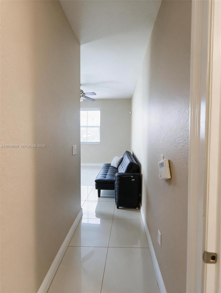 9845 Nw 86th Terrace Property Photo 15