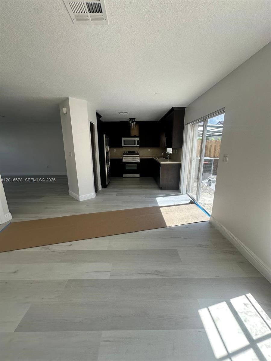 10026 Sw 162nd Path Property Photo 6