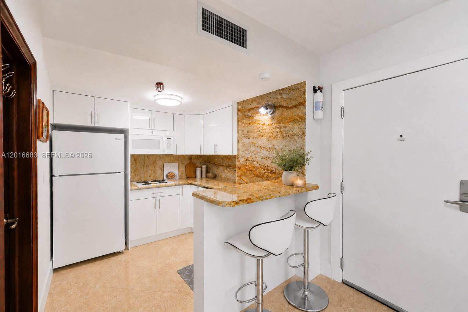 19201 Collins Avenue 609 Property Photo 5