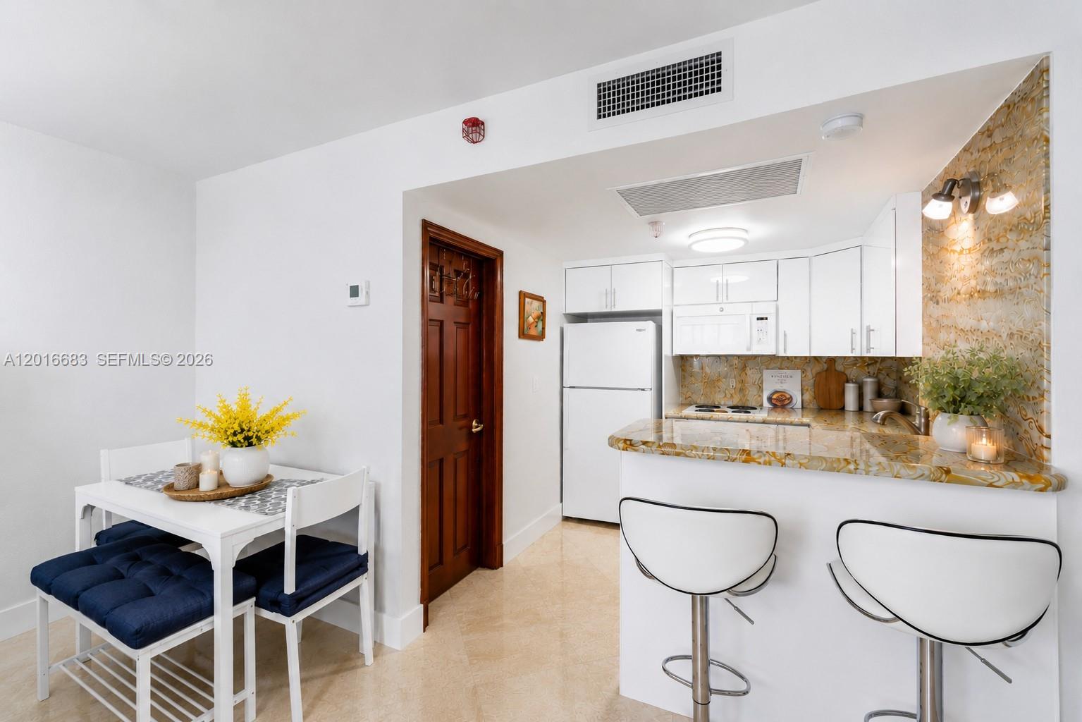 19201 Collins Avenue 609 Property Photo 6