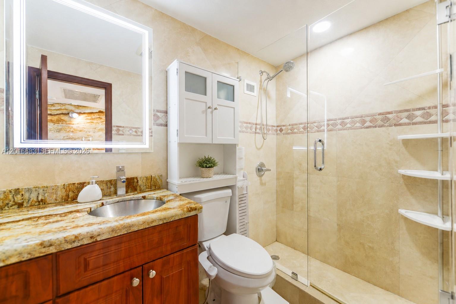 19201 Collins Avenue 609 Property Photo 11